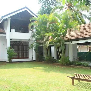 villa-taprobane.negombohotels.net/